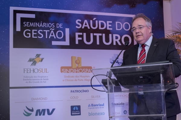 Henri Chazan no encerramento do Seminário de Gestão