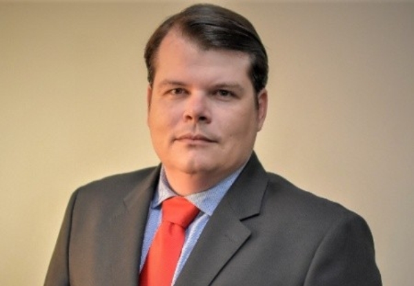 Clovis Veloso de Queiroz Neto