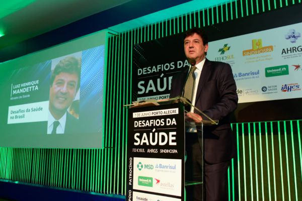 Mandetta palestrou em evento do Sistema FEHOSUL