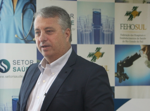 Fraga abordou a governança clínica do hospital, baseada em seis pilares