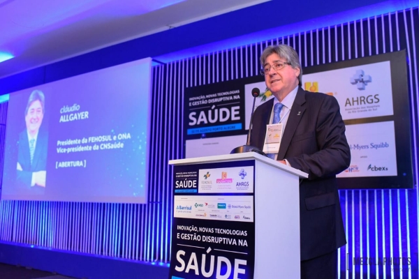 Claudio Allgayer, presidente da FEHOSUL