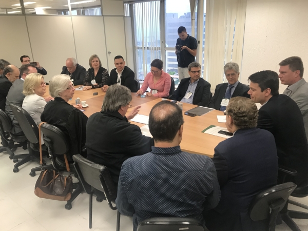 Credenciados ao IPE-Saúde acumulam defasagem de 74,8% e atrasos nos pagamentos7