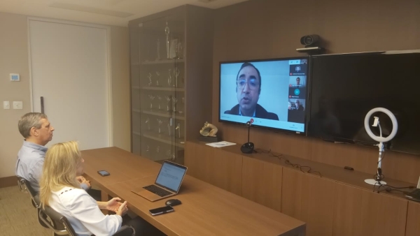 Médicos do Moinhos de Vento e de Nova York debatem formas de tratar a COVID-19 em pacientes cardíacos_