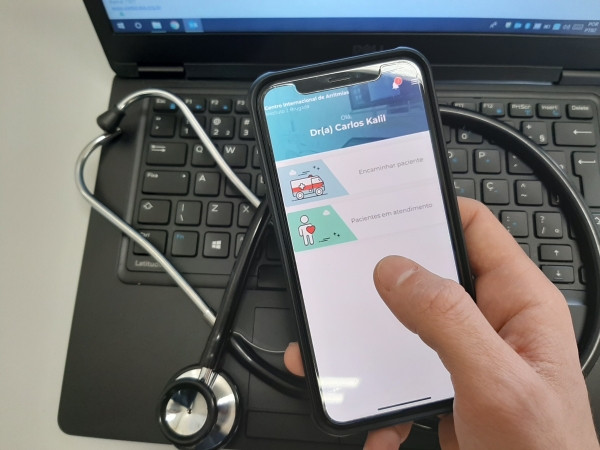 Santa Casa de Porto Alegre lança aplicativo que informa em tempo real a jornada de pacientes com arritmias cardíacas_