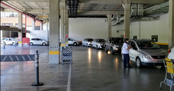 Panvel realizará drive thru para vacina da Covid em Porto Alegre_