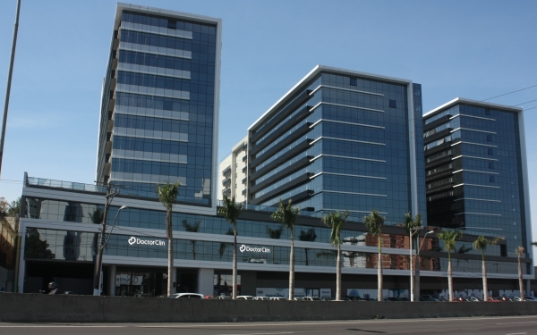 Doctor Clin completa 25 anos de atuação