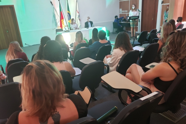 Hospital Tacchini forma primeira turma de instrumentação cirúrgica