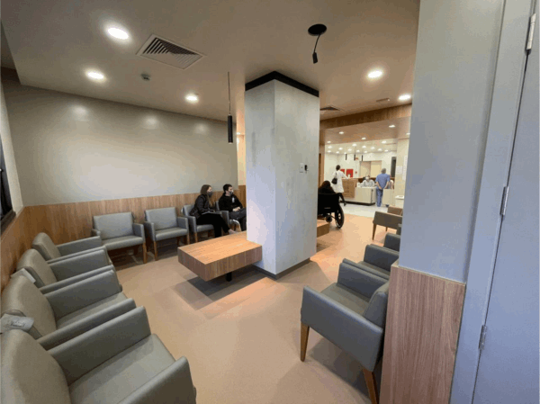 Bloco Cirúrgico do Hospital Divina Providência é reestruturado e ganha novos equipamentos --