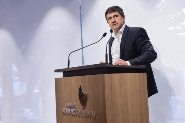 Campanha de inverno do Hospital Moinhos de Vento une dupla Gre-Nal no combate à fome e ao frio-