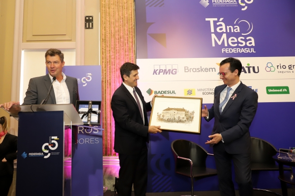 95 anos Hospital Moinhos de Vento é homenageado pela Federasul