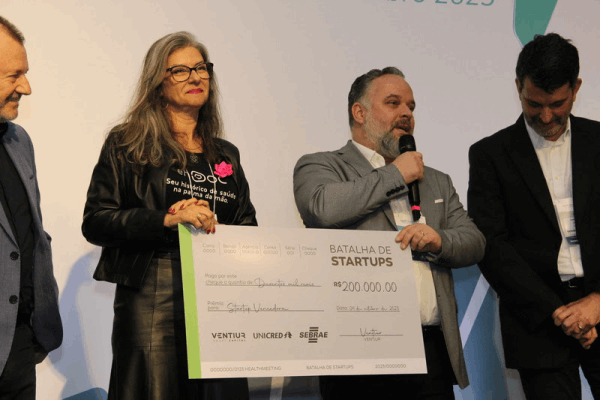 Solução focada em histórico de saúde dos pacientes vence batalha de startups da Health Meeting-