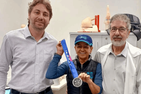 Tecnologia terapêutica por onda de choque promete acelerar a recuperação de atletas e praticantes de atividades físicas-